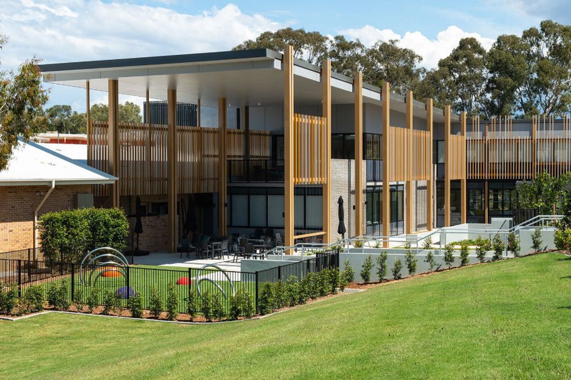 Increased efficiency by managing correspondence in Procore