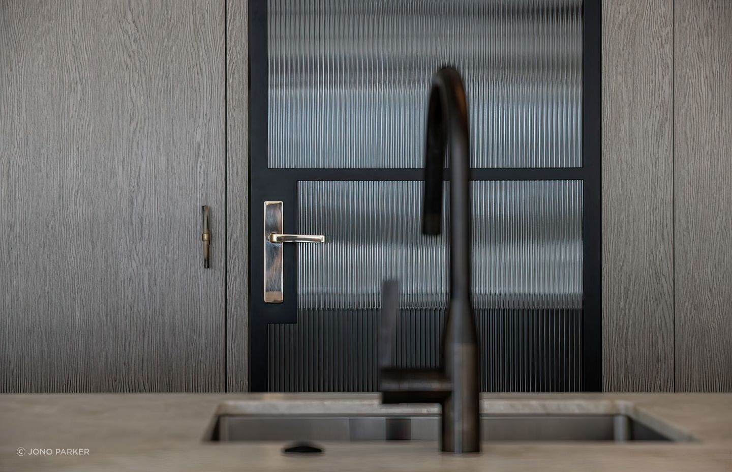 Kitchen-Design-9845-topaz-very-compressed-2x.jpeg