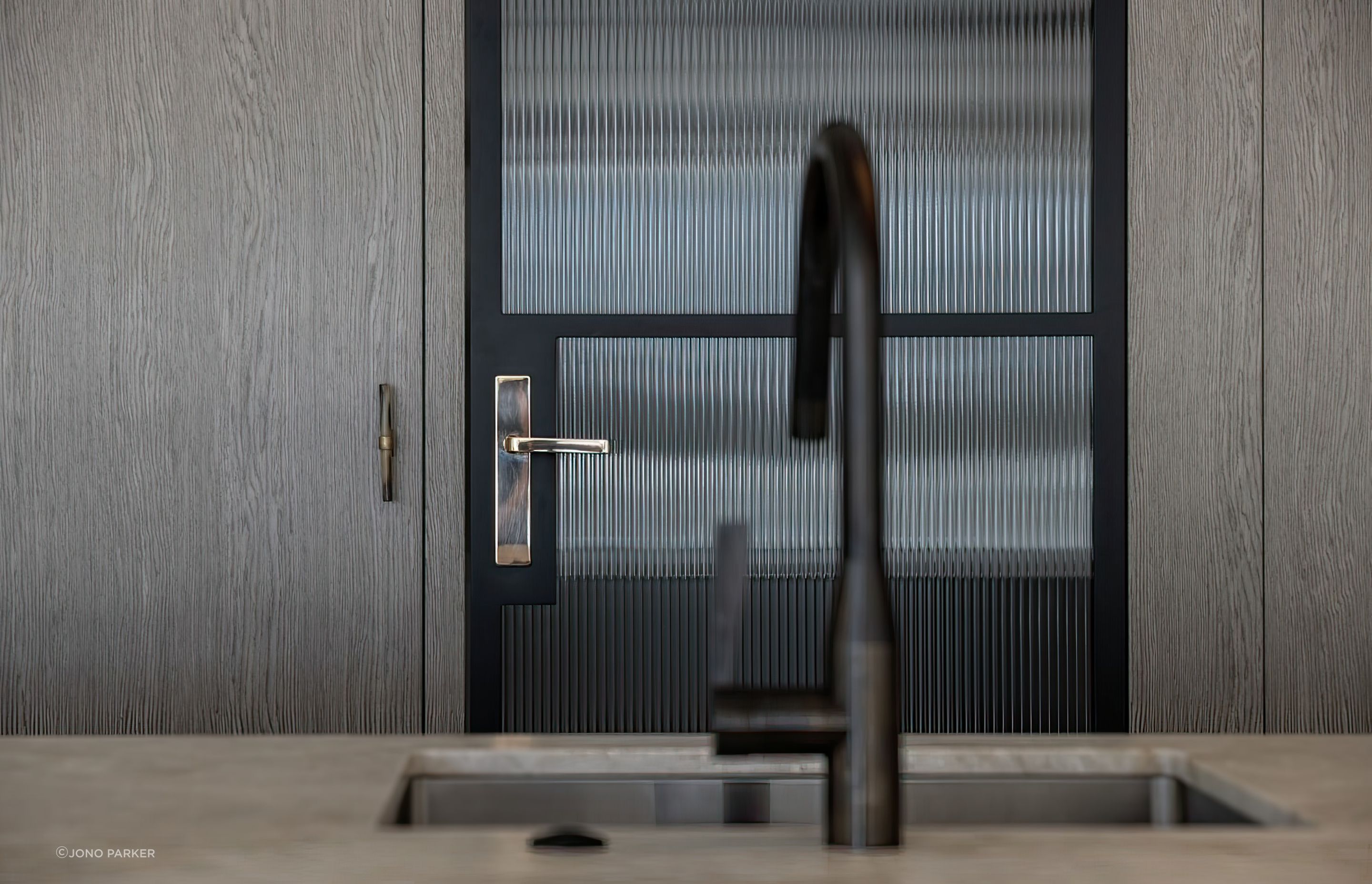 Kitchen-Design-9845-topaz-very-compressed-2x.jpeg