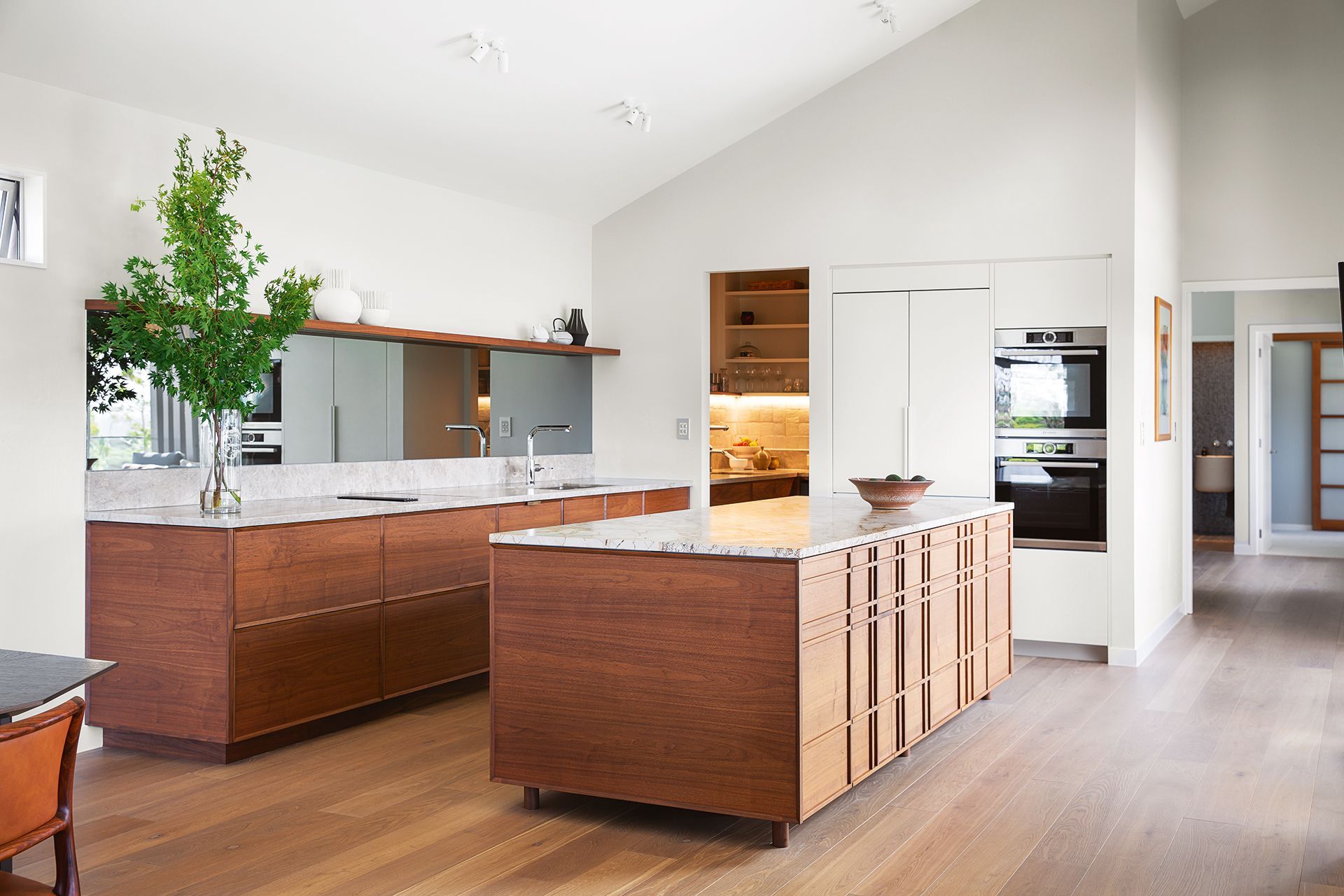 Kumeu House by Lewis Build & Bonham Interior Architecture