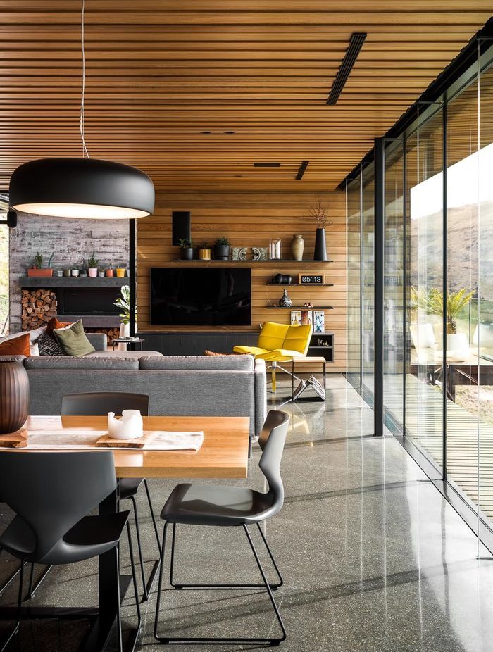 The north-west aspect of the building allows afternoon sun to enter the space.