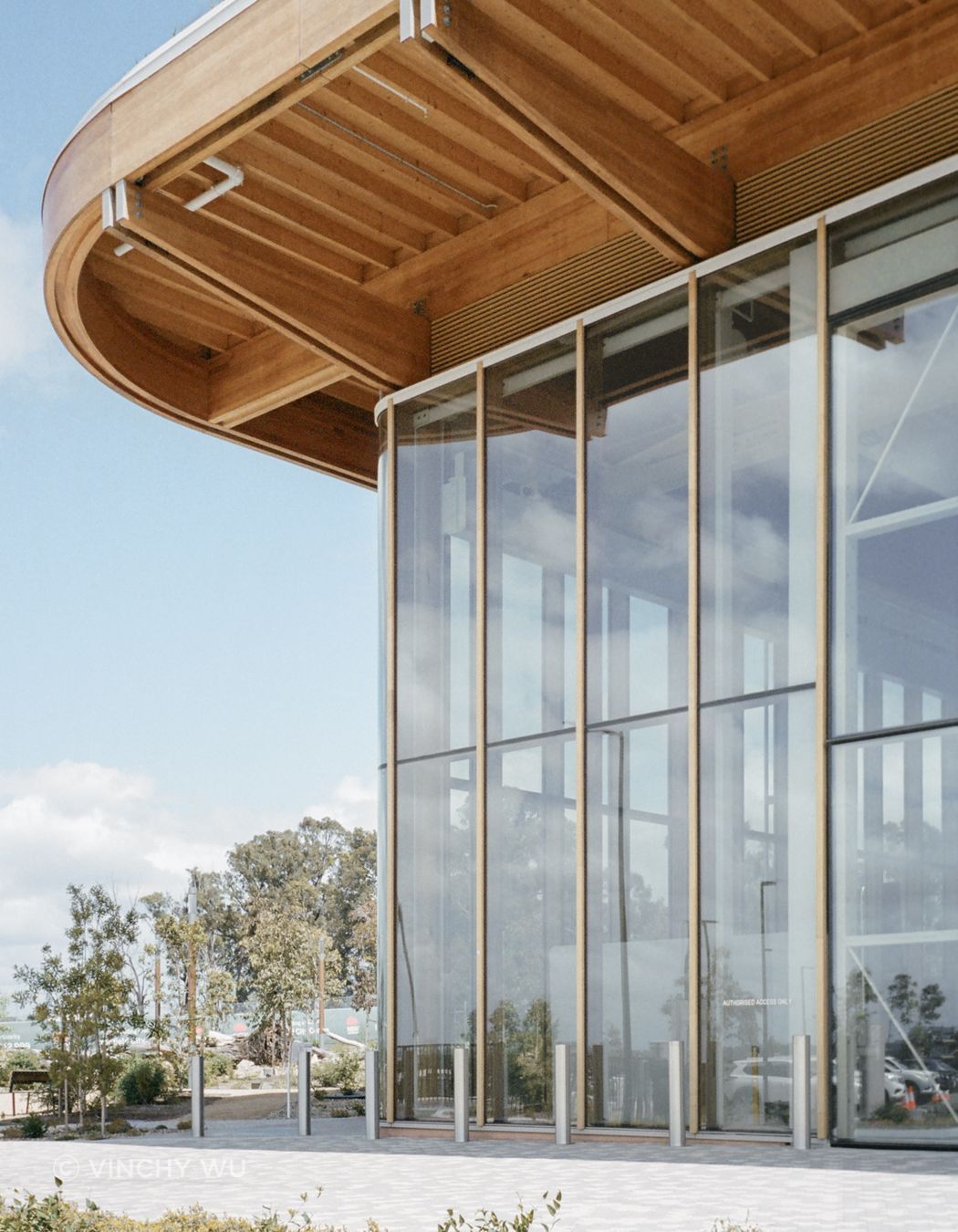 Advanced Manufacturing Readiness Facility First Building in Bradfield, NSW incorporates ASH's glulam mass timber solution, MASSLAM. Photo: Vinchy Wu