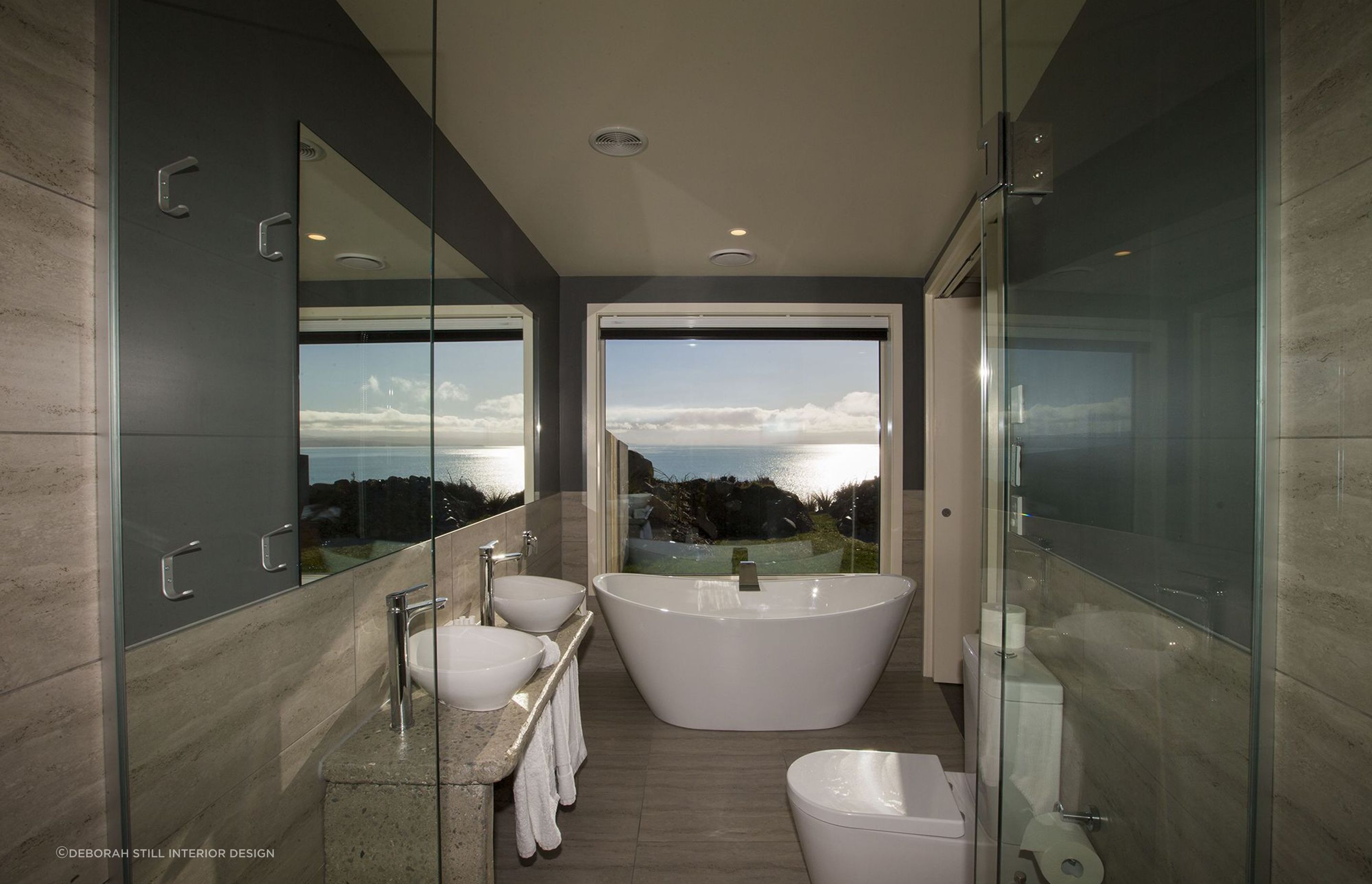 Lakestone Lodge bathroom. Deborah Still Interior Design.