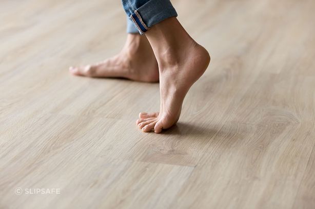 Laminate-flooring.jpg