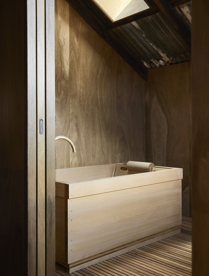 Stable and Cart House by Clare Cousins Architects | Photography by Sharyn Cairns