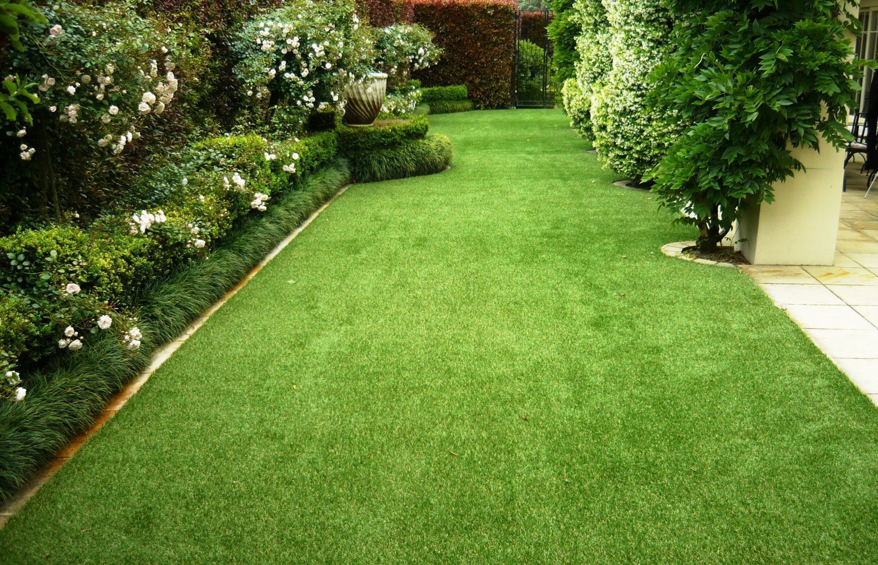 How to Spot High-Quality Synthetic Grass