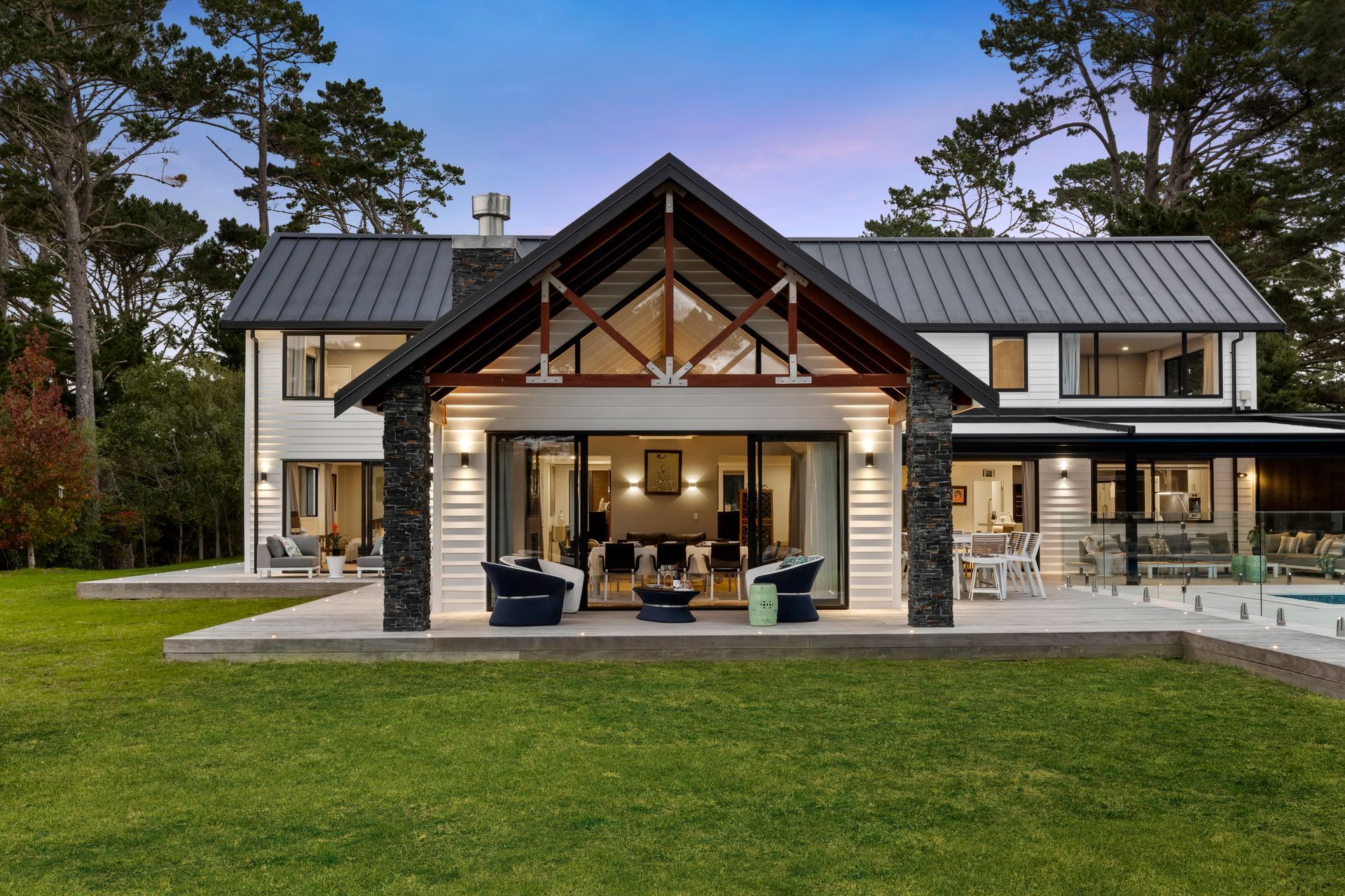 How to take 'scroll stopper' photos of your property