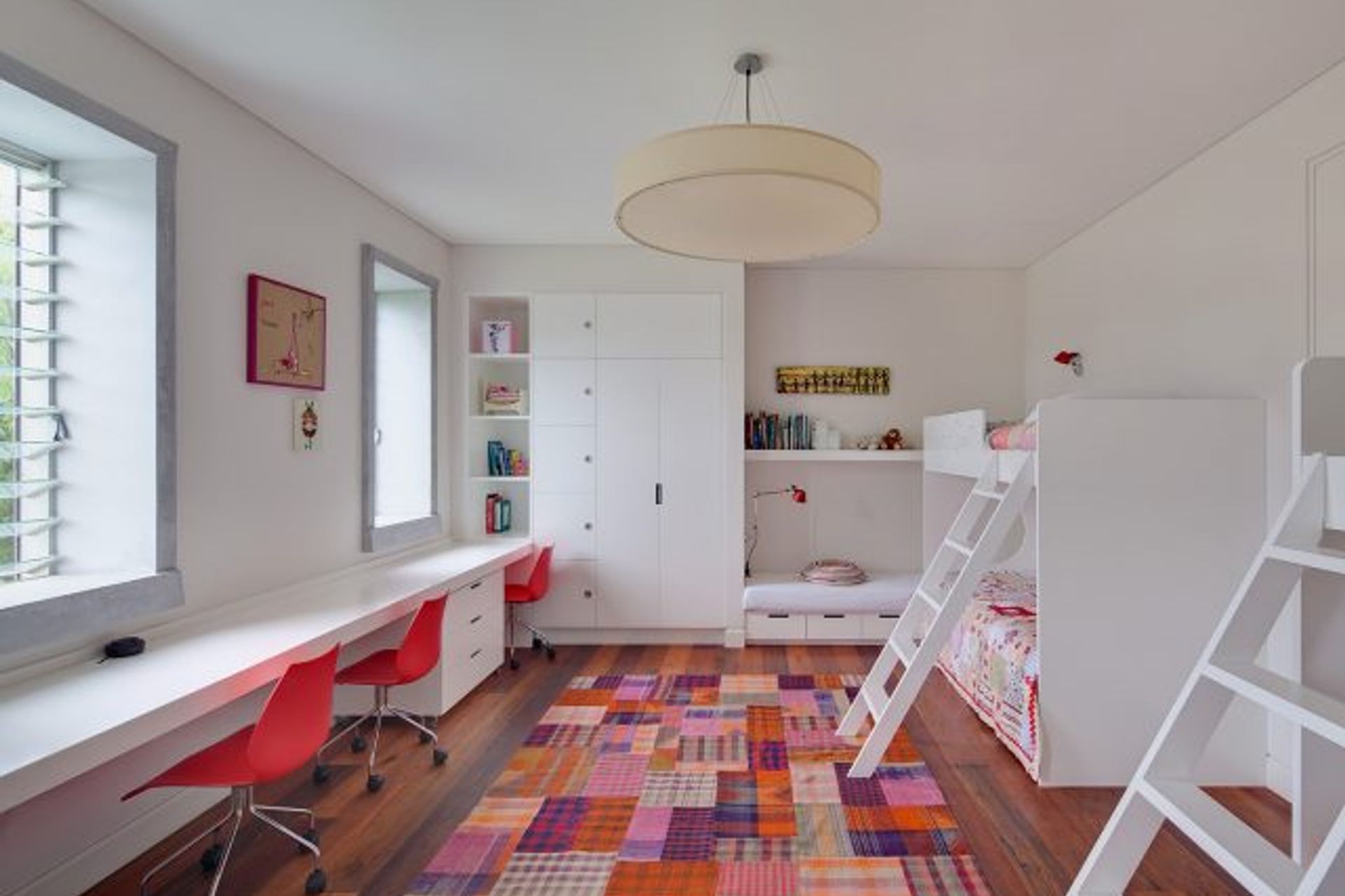 colour: purple &amp; pink