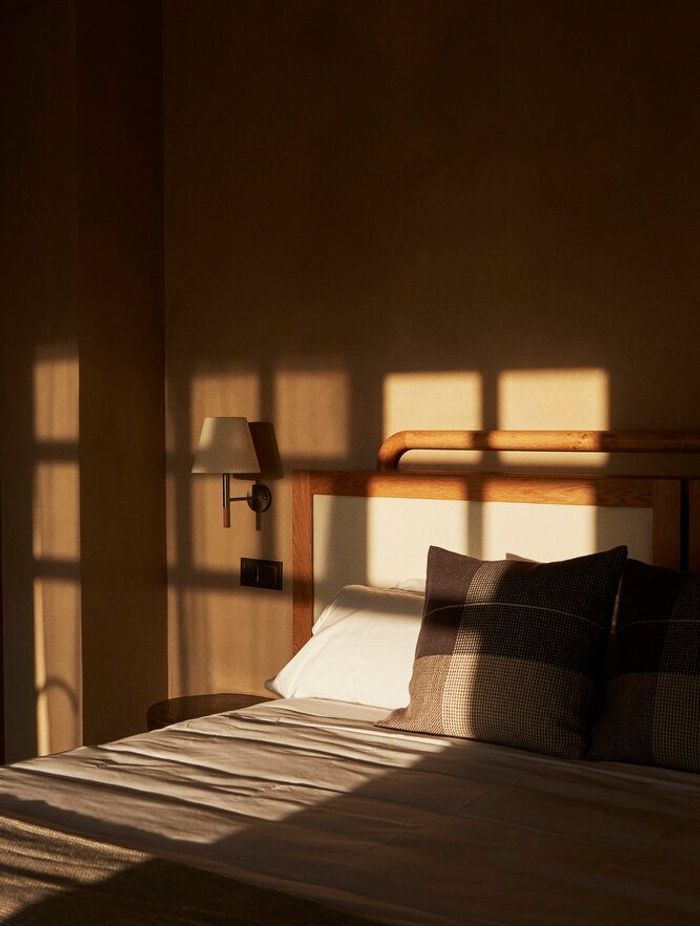 Mendi Argia by Enlightened Living | Photography by  Mari Luz Vidal