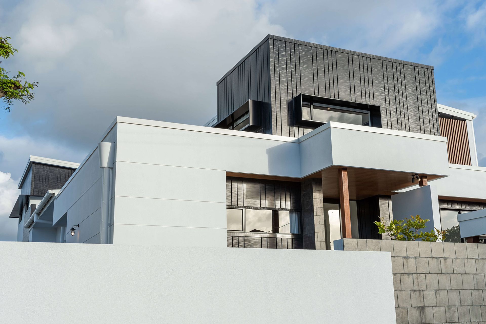Mooloolaba House. Product by UniCote | Photography by Rollsec