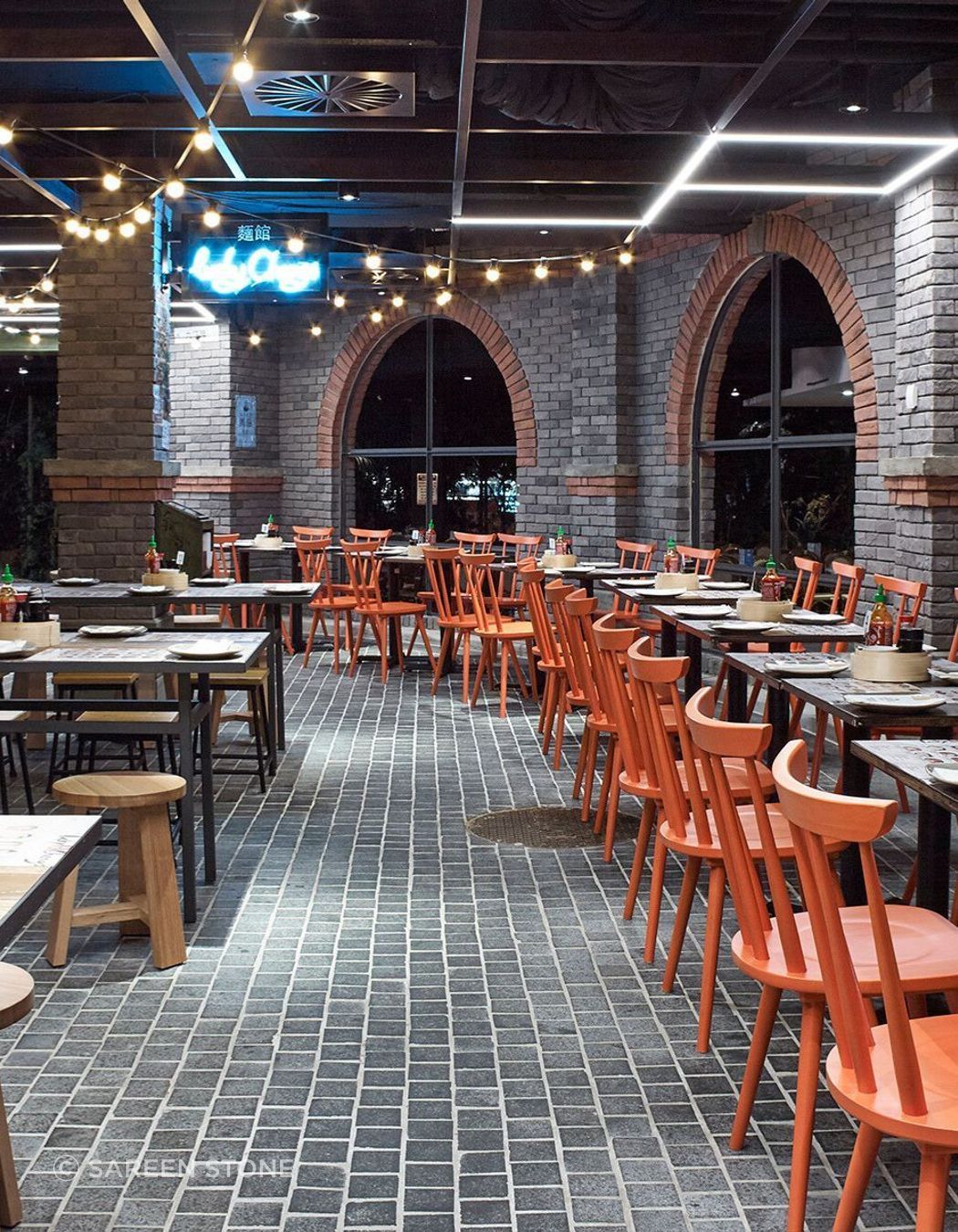 Charcoal Grey Granite Cobblestones | Paynter Dixon Construction