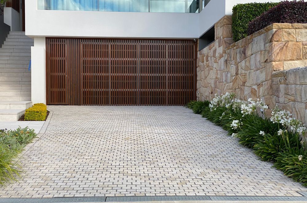 Dessert Sand Cobblestones | Darren Campbell Architects