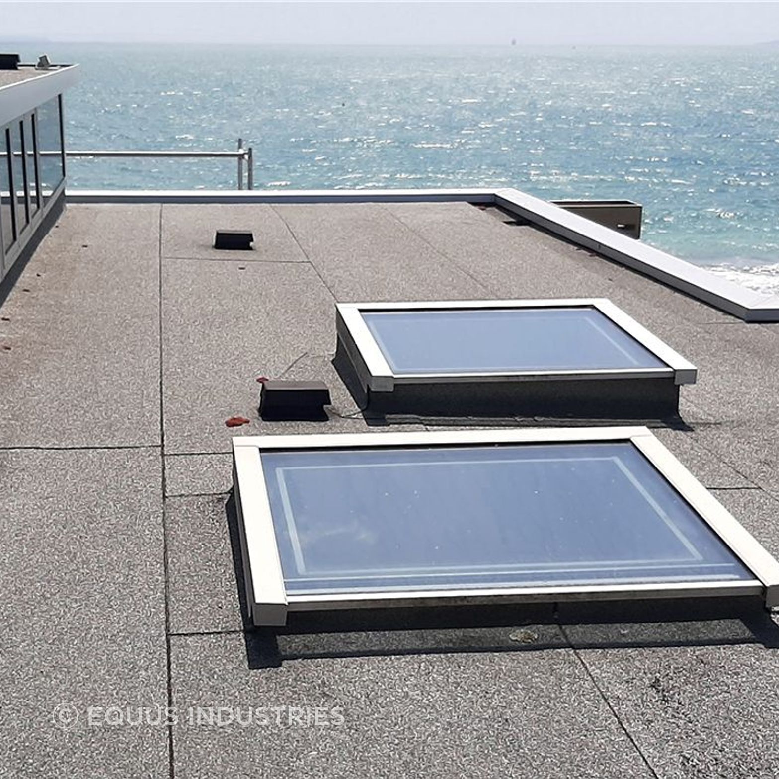 Novaglass-dark-grey-5x7.jpg