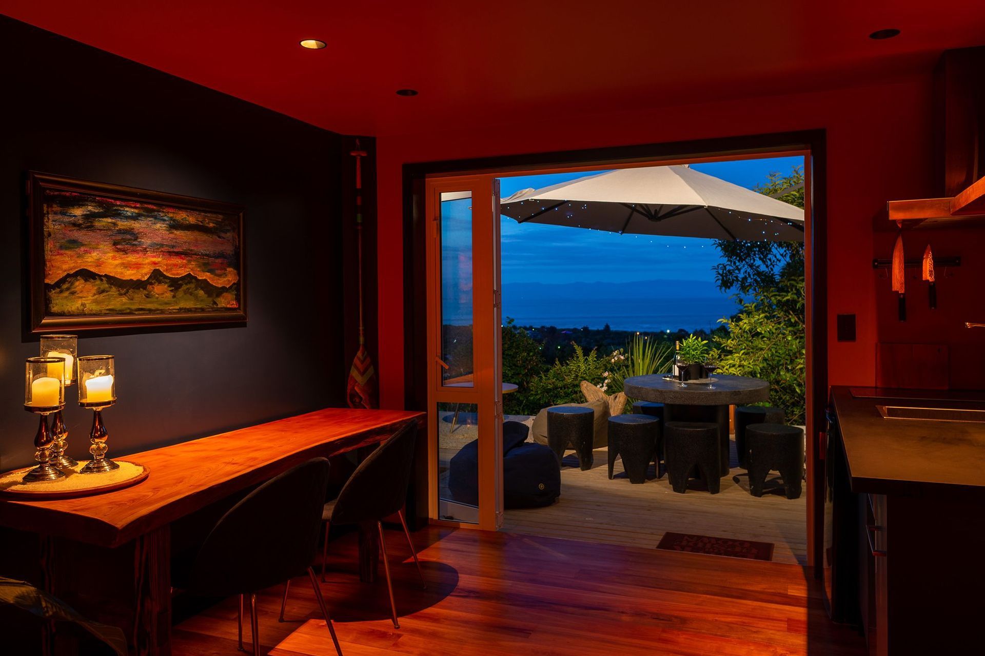 A newly renovated basement apartment, with an outdoor entertainment area with a spectacular view. Product:  Switch Lighting ZELA Deep Tilt SLDL221T