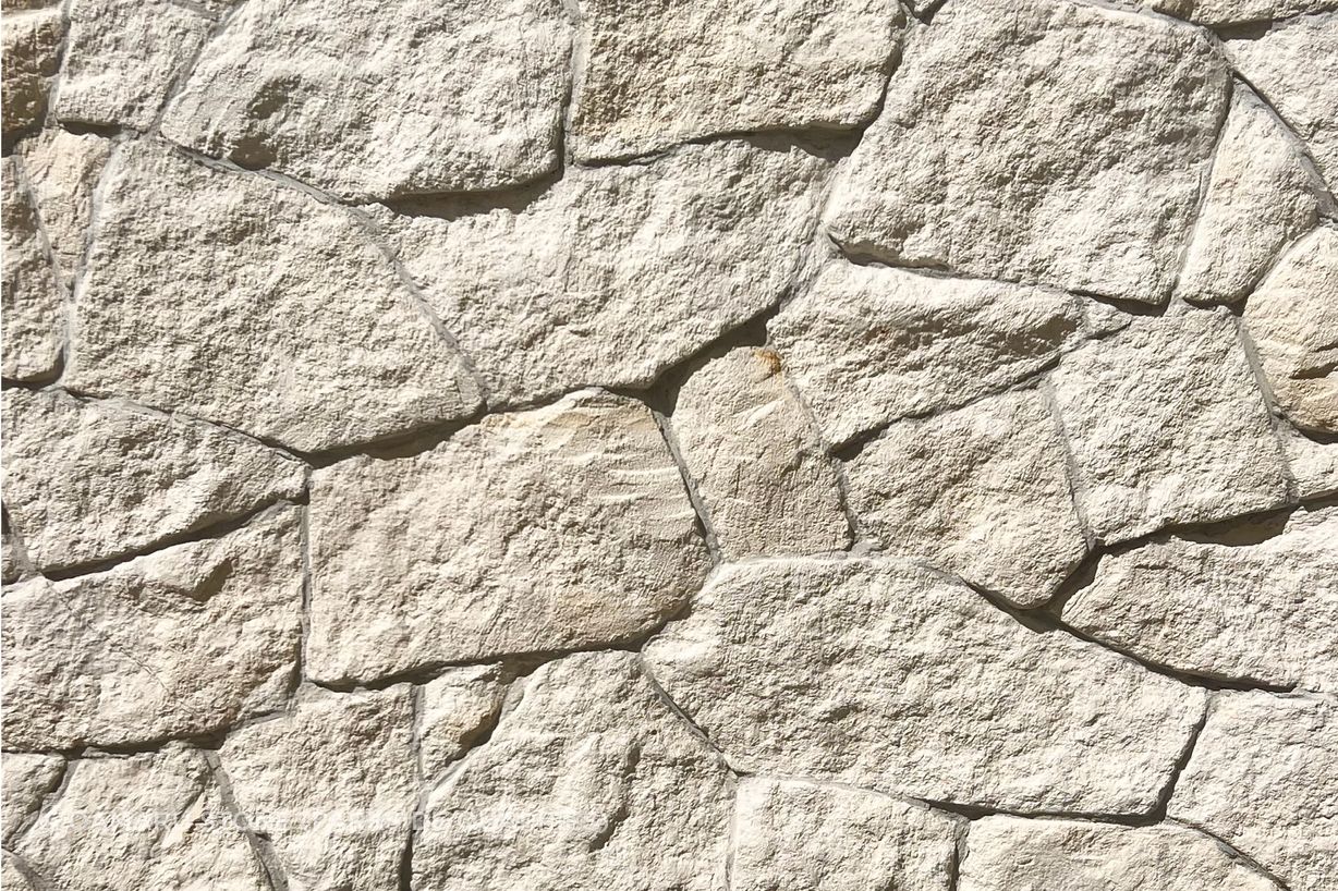 Oamaru-Stone-Lightweight-Dry-Stack-Stone3.png