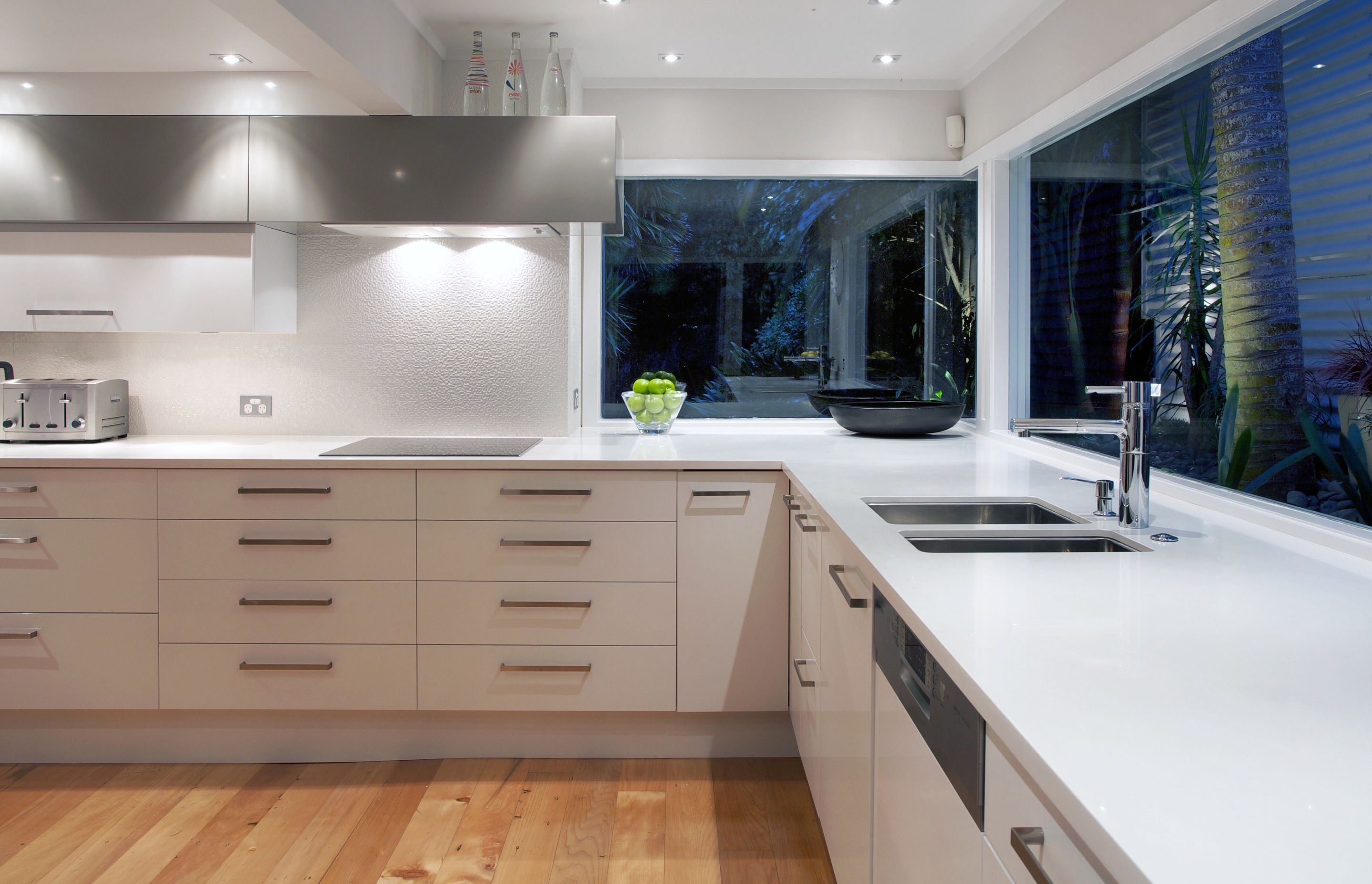 Clever Tips for Designing Compact Kitchens