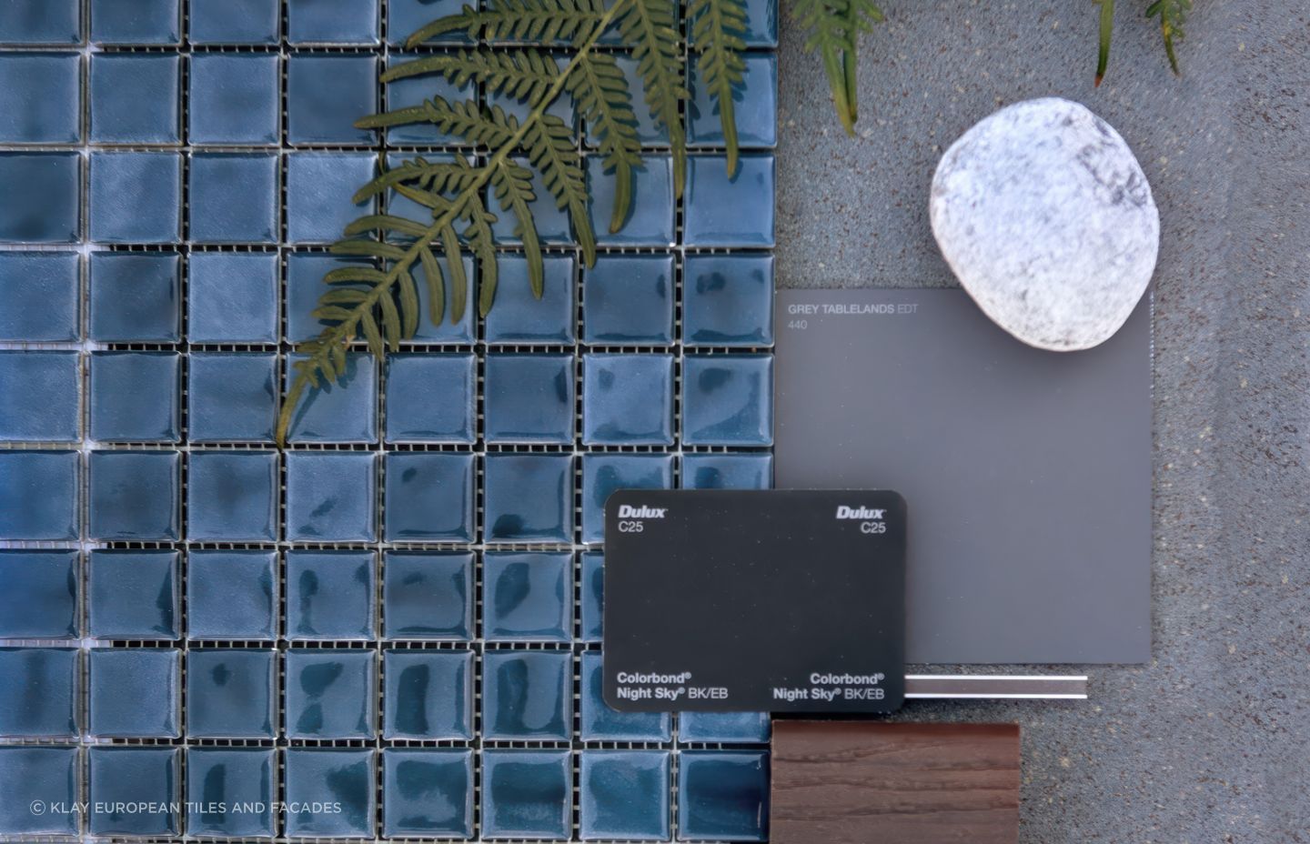 BLUEY
Amano Pure Blue 25x25mm with Sawn Bluestone from Pavers Plus 
Amano Pure Blue and Sawn Bluestone