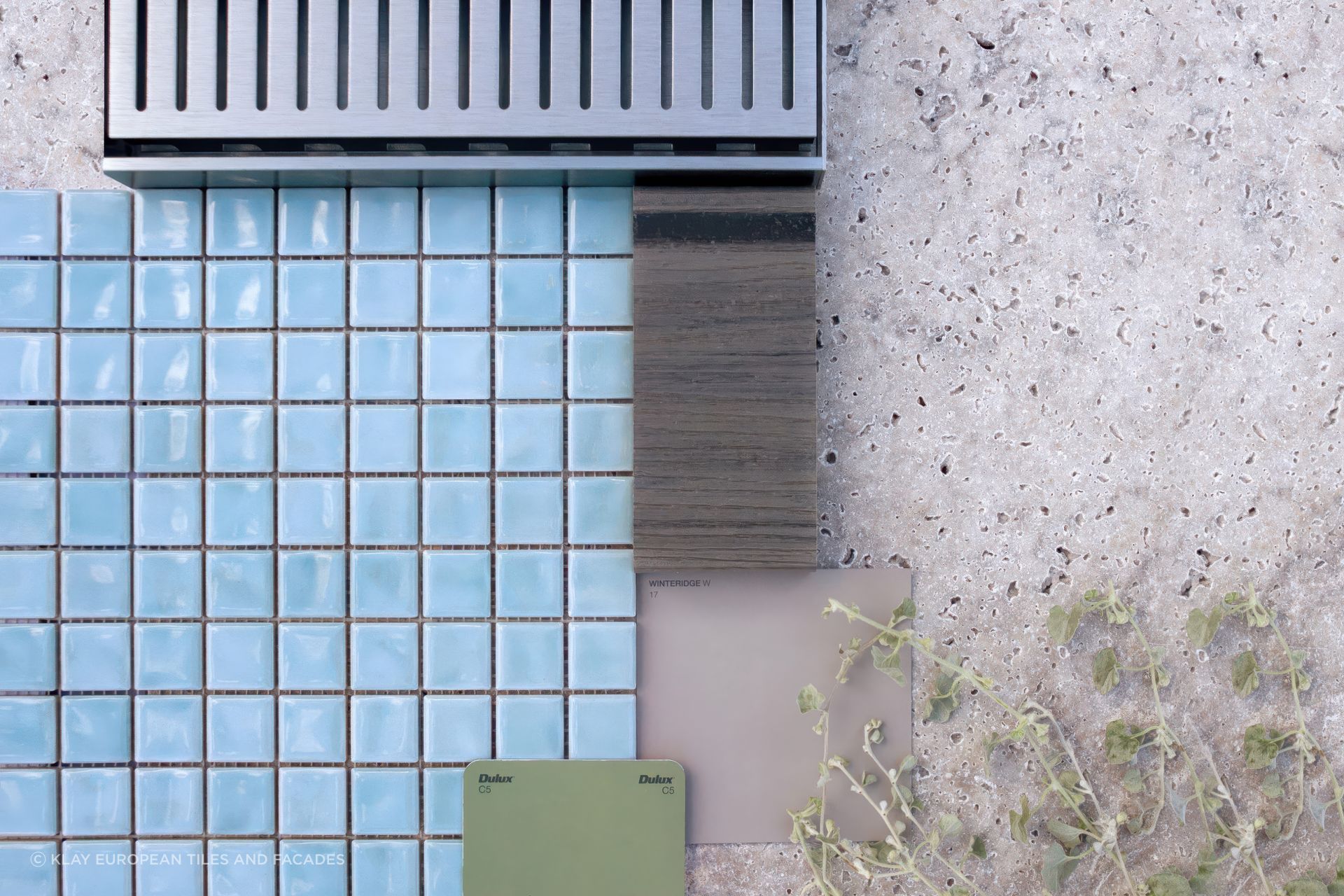 METAL &amp; ICE
Amano Ice Blue 25x25mm with Silver Travertine from Pavers Plus