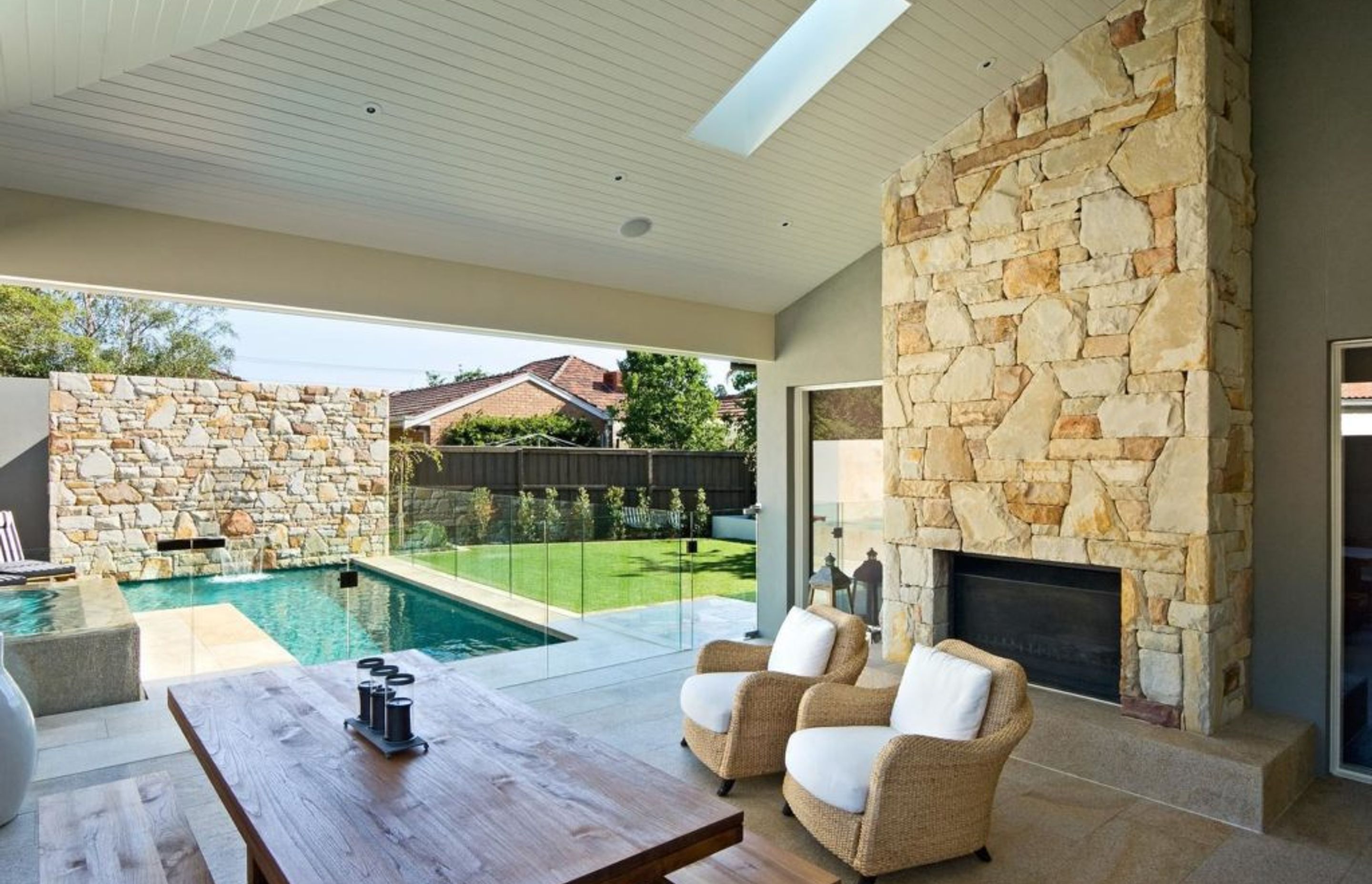 Peninsula Stonemasons constantly inspire us with their exquisite traditional stonework. Doing things “the old fashioned way”. Cam and the team use a rare art form that it a sight to behold.