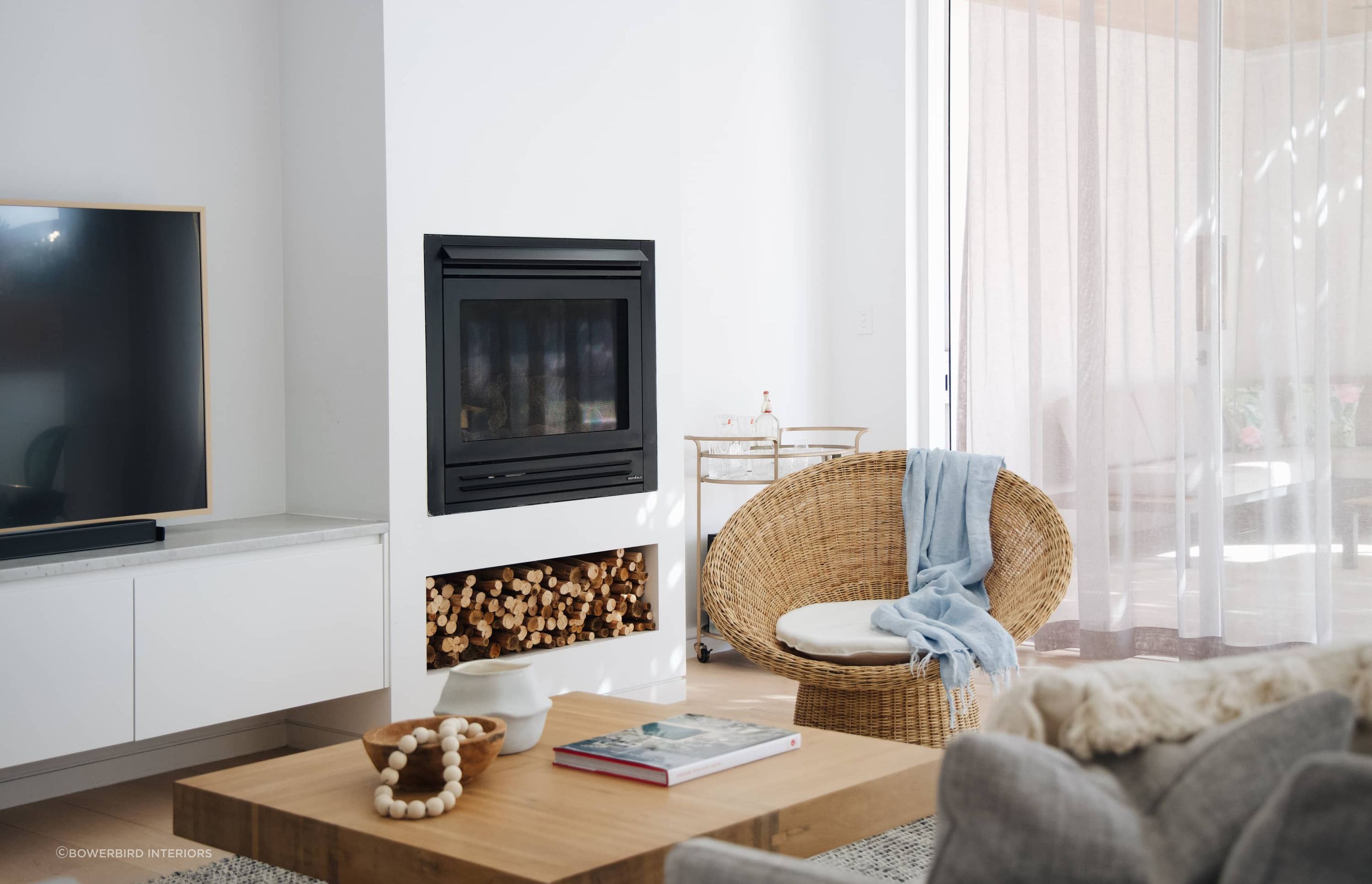 Soft and understated coastal vibes in this gorgeous seaside home in Southern Sydney by BOWERBIRD Interiors