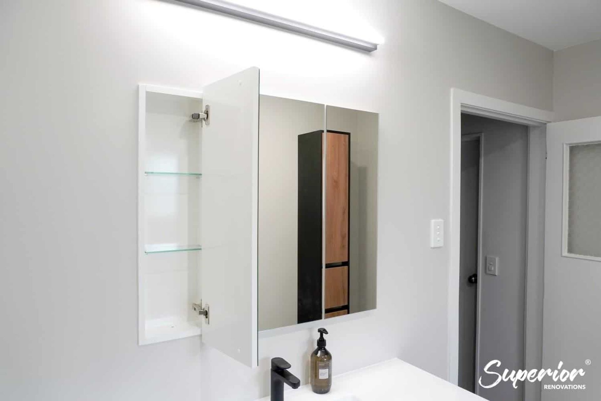 Lack of clutter in this contemporary bathroom
