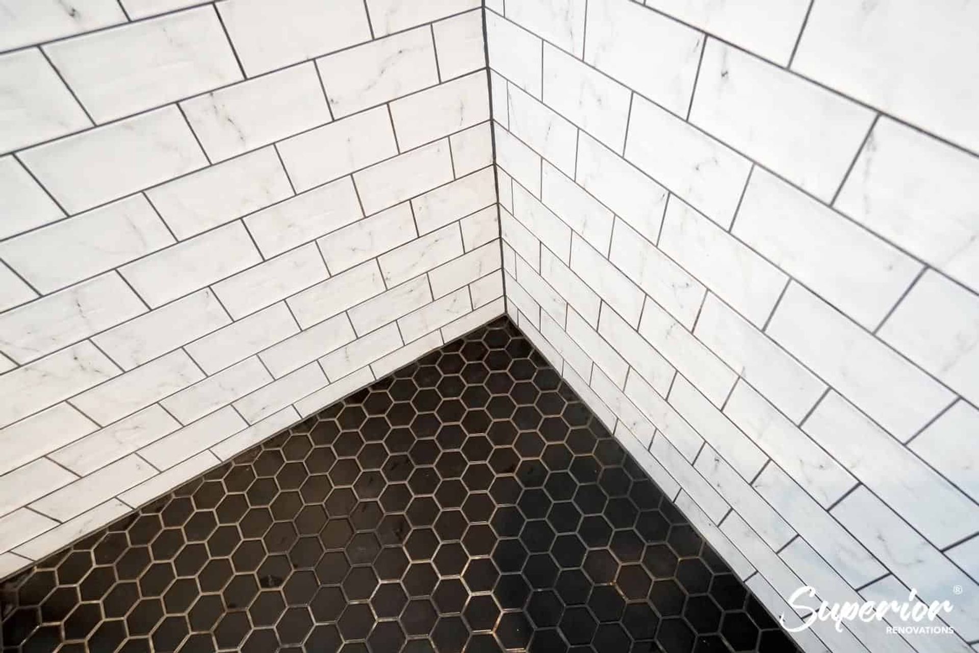 Subway tiles with dark grout