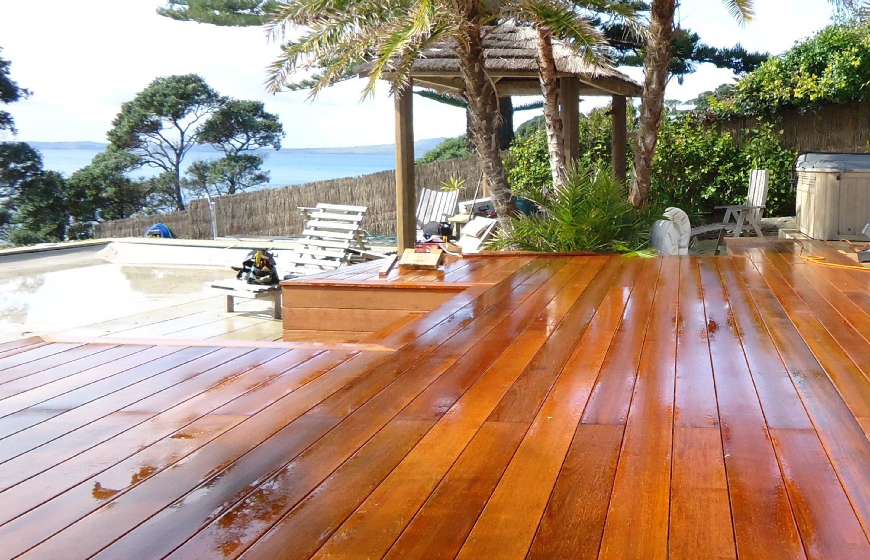 A hidden deck fastener system helps improve the aesthetics of a timber deck.