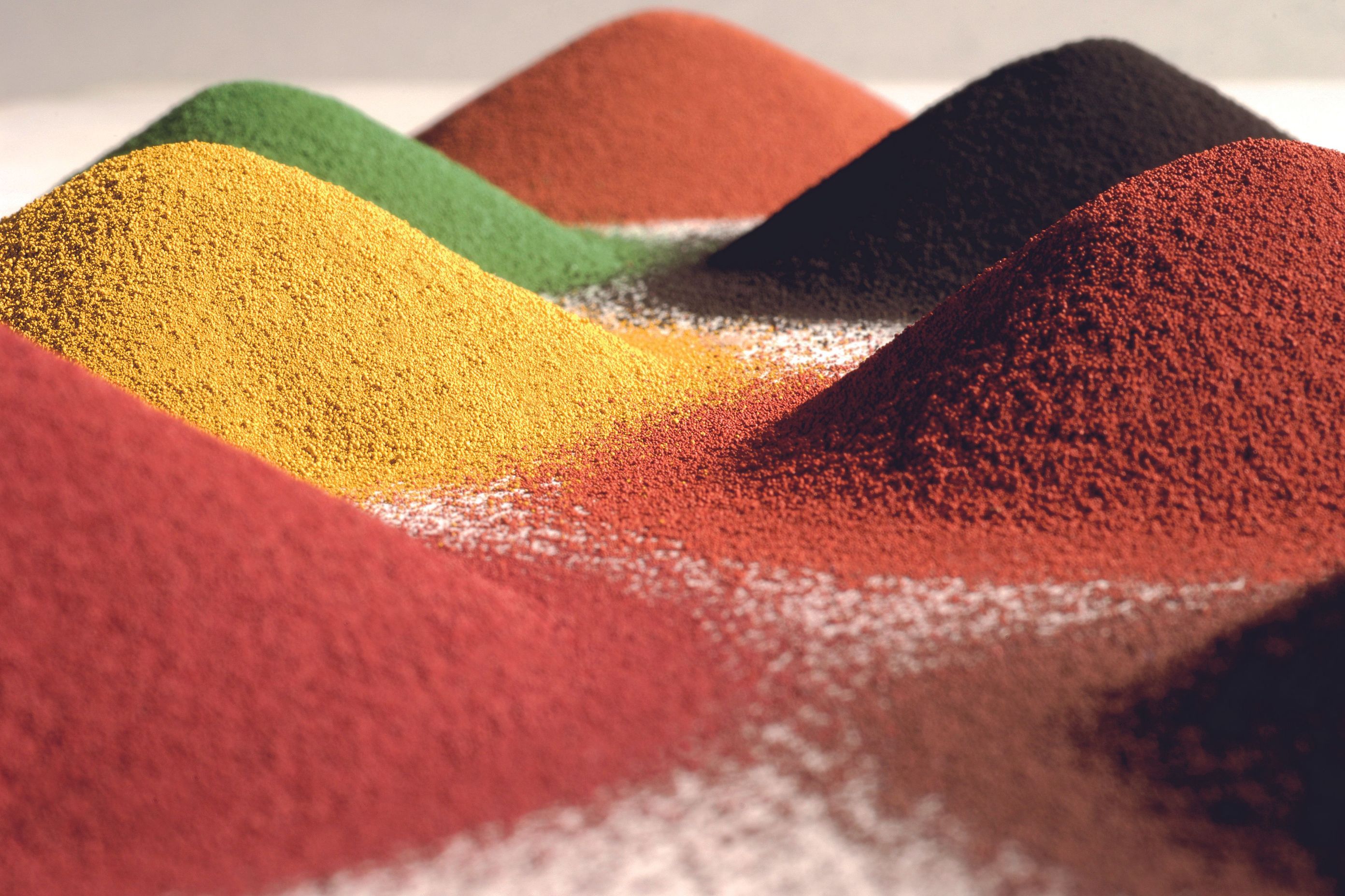 Coloured concrete that’s truly transparent