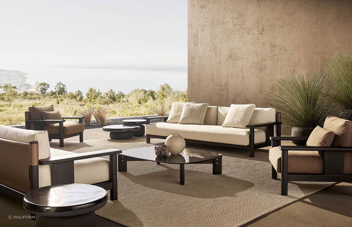 For the Ketch sofa, Jean-Marie Massaud drew inspiration from the nautical world.