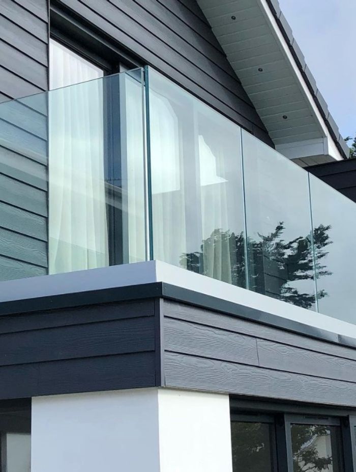 Posiglaze-balcony.jpg
