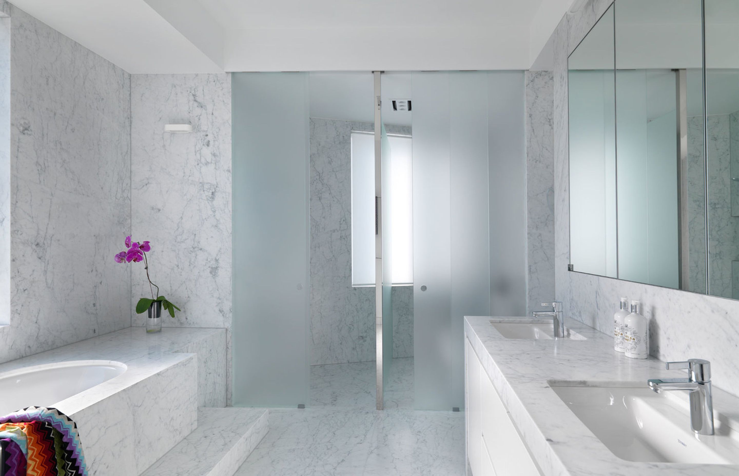 Luxe Ensuite Bathroom by RCI Designs | Photography by Andrew Ashton and Nicole England