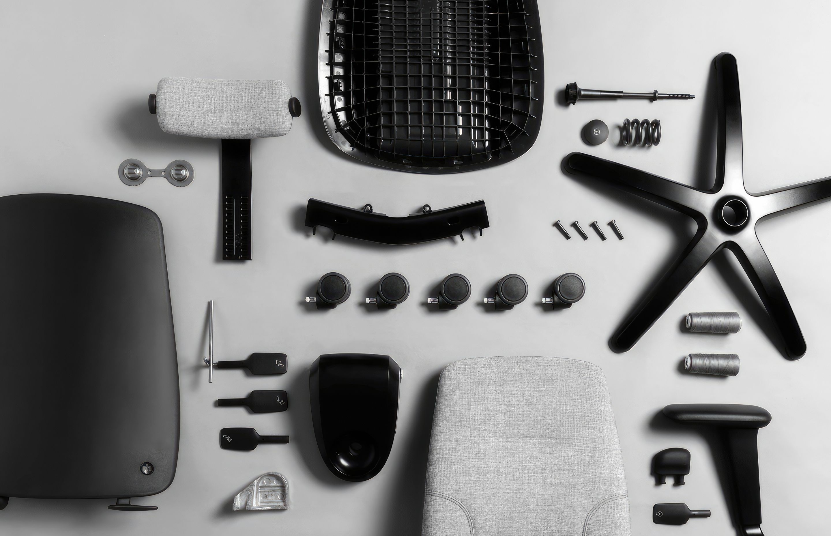 A breakdown of the core components of the RH Logic 220 shows how easily it can be broken down for repairs, refurbishment and at the end of life, recycling.