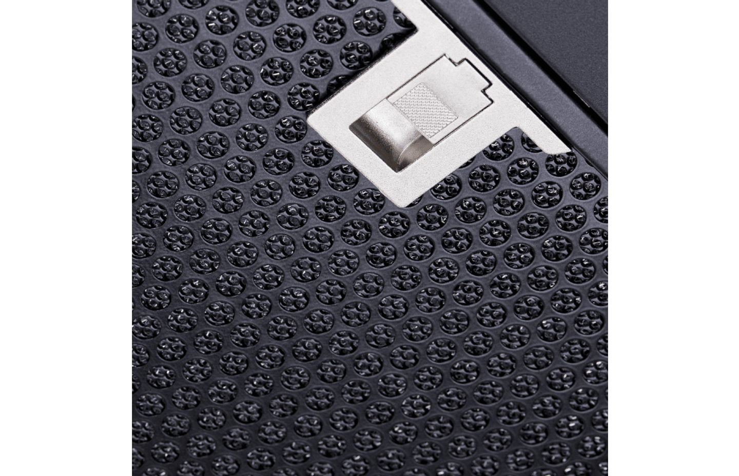 Schweigen Silence is the New Black