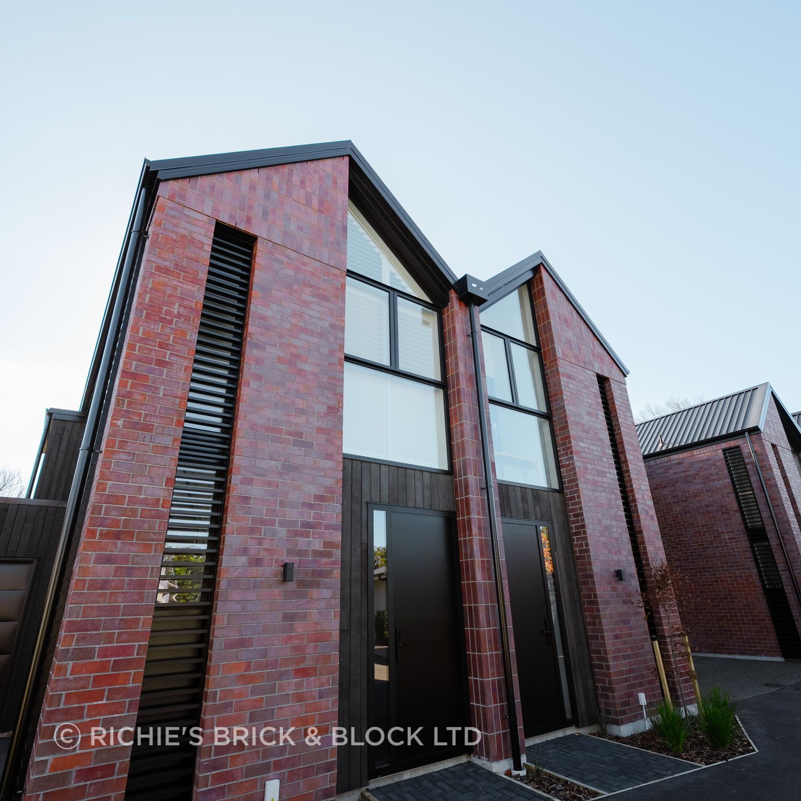 Richies-Brick-and-Block-Murray-Place-1.jpg