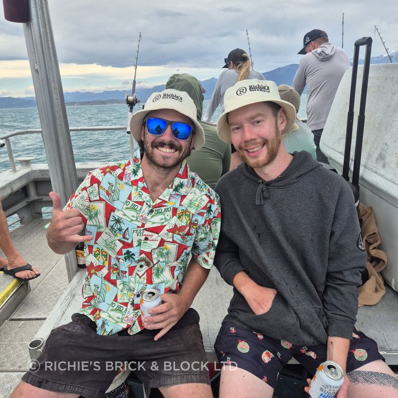Richies-Brick-and-Block-Team-photo-in-Kaikoura7.jpg