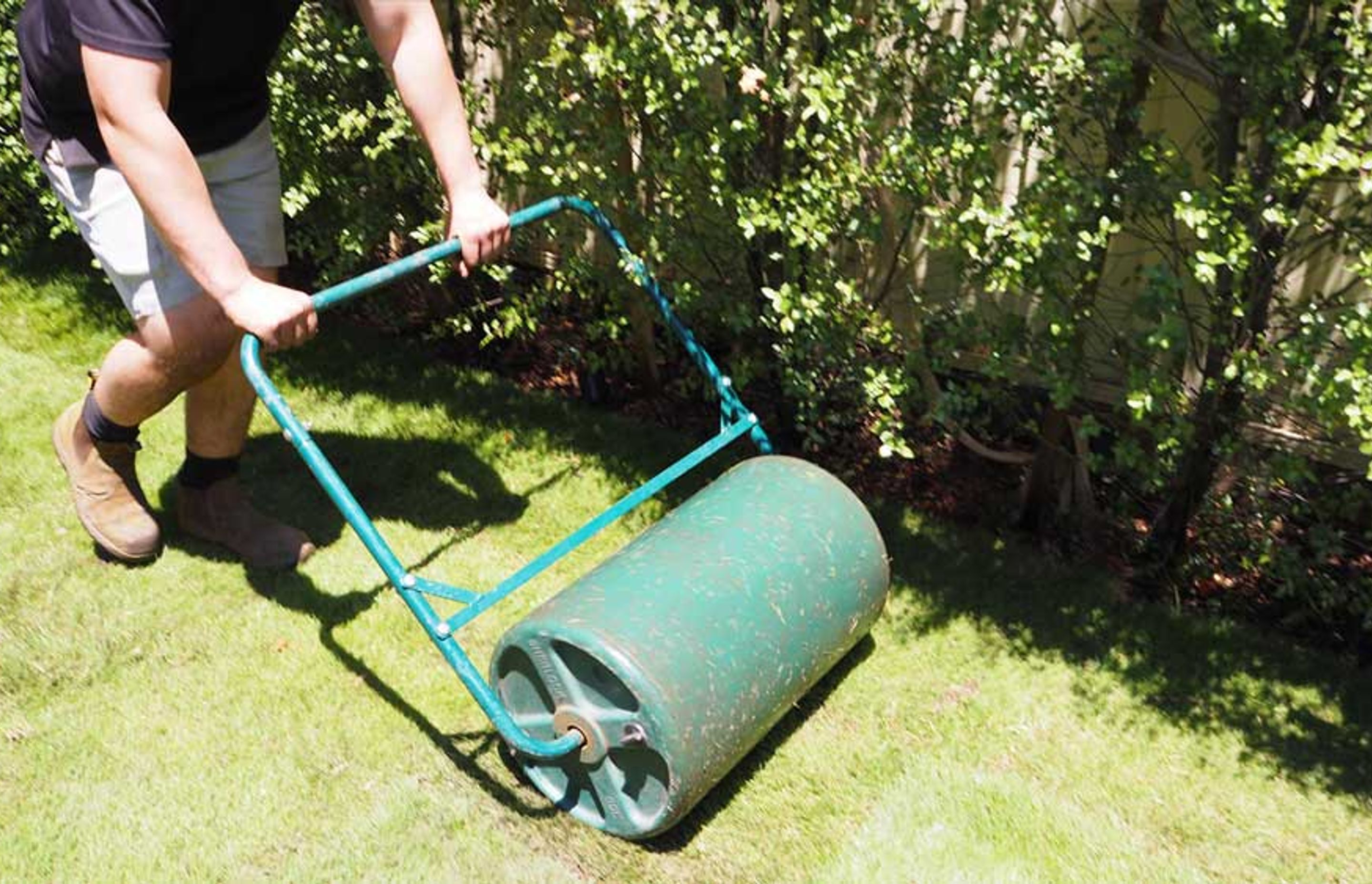 The Six Steps to laying your own lawn