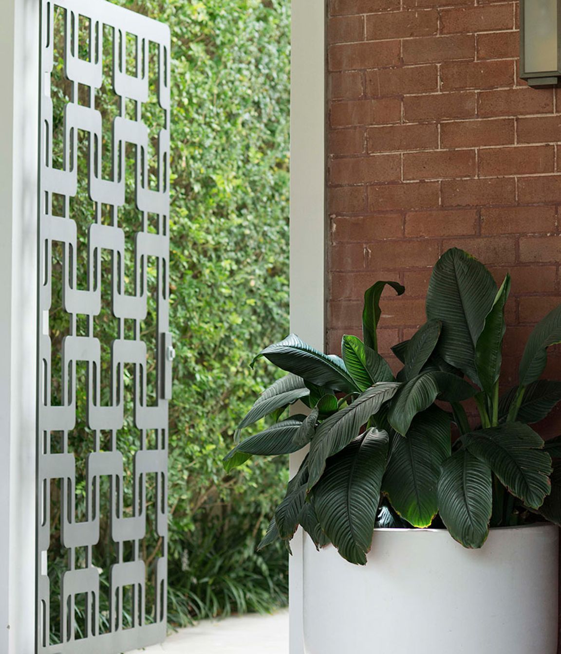 In the Zone: Visually separating a Granny Flat