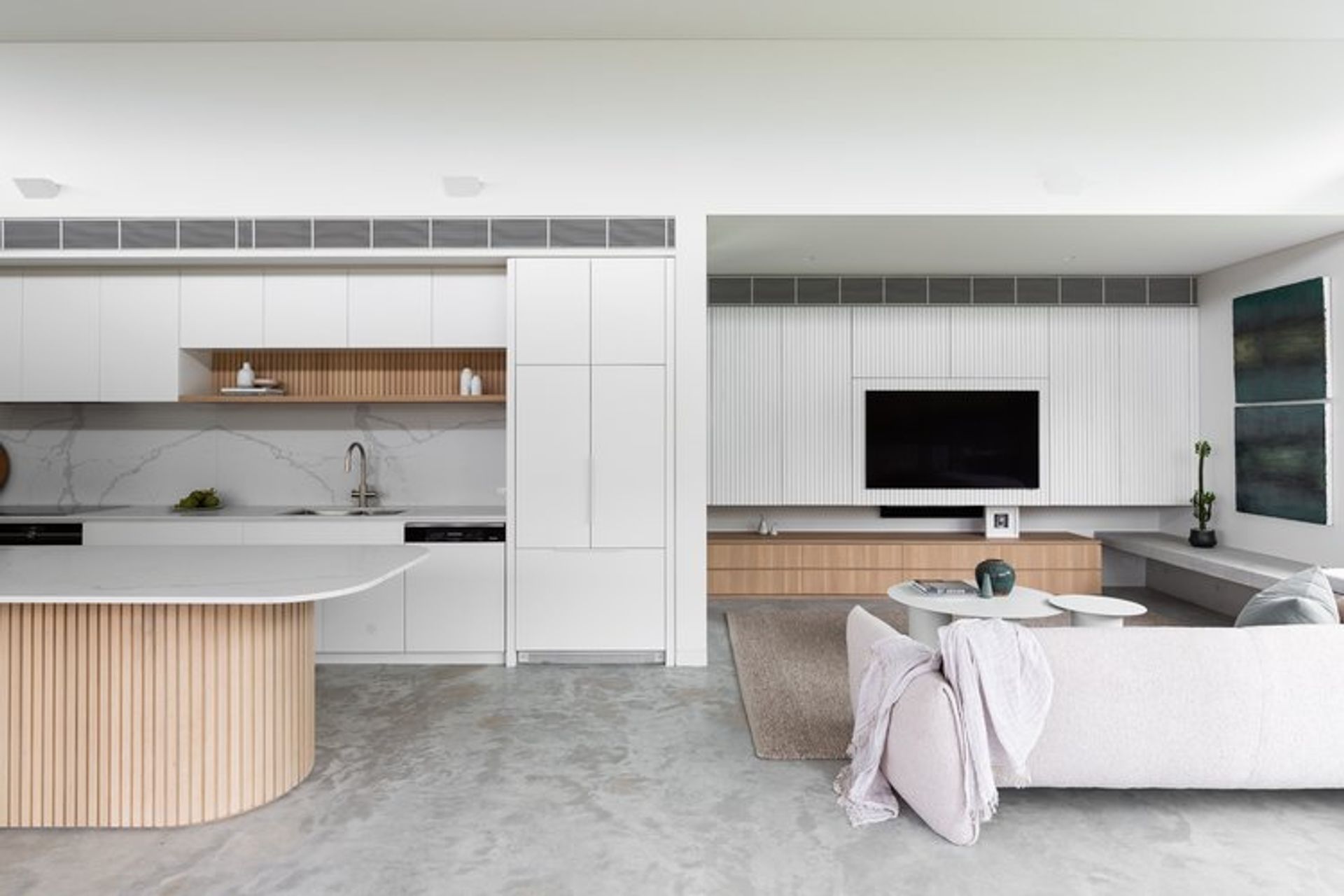 Coogee Residence by Smyth & Smyth | Photography by Simon Whitbread