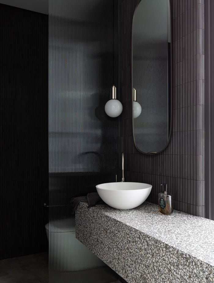 Coogee Residence by Smyth & Smyth | Photography by Simon Whitbread