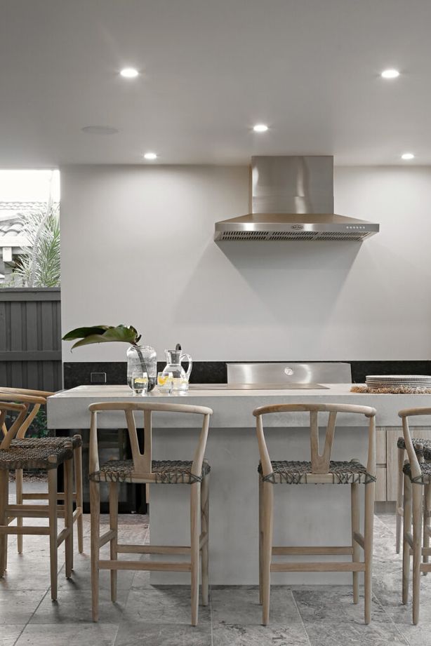 How to Design the Ultimate Sunshine Coast Outdoor Living Area