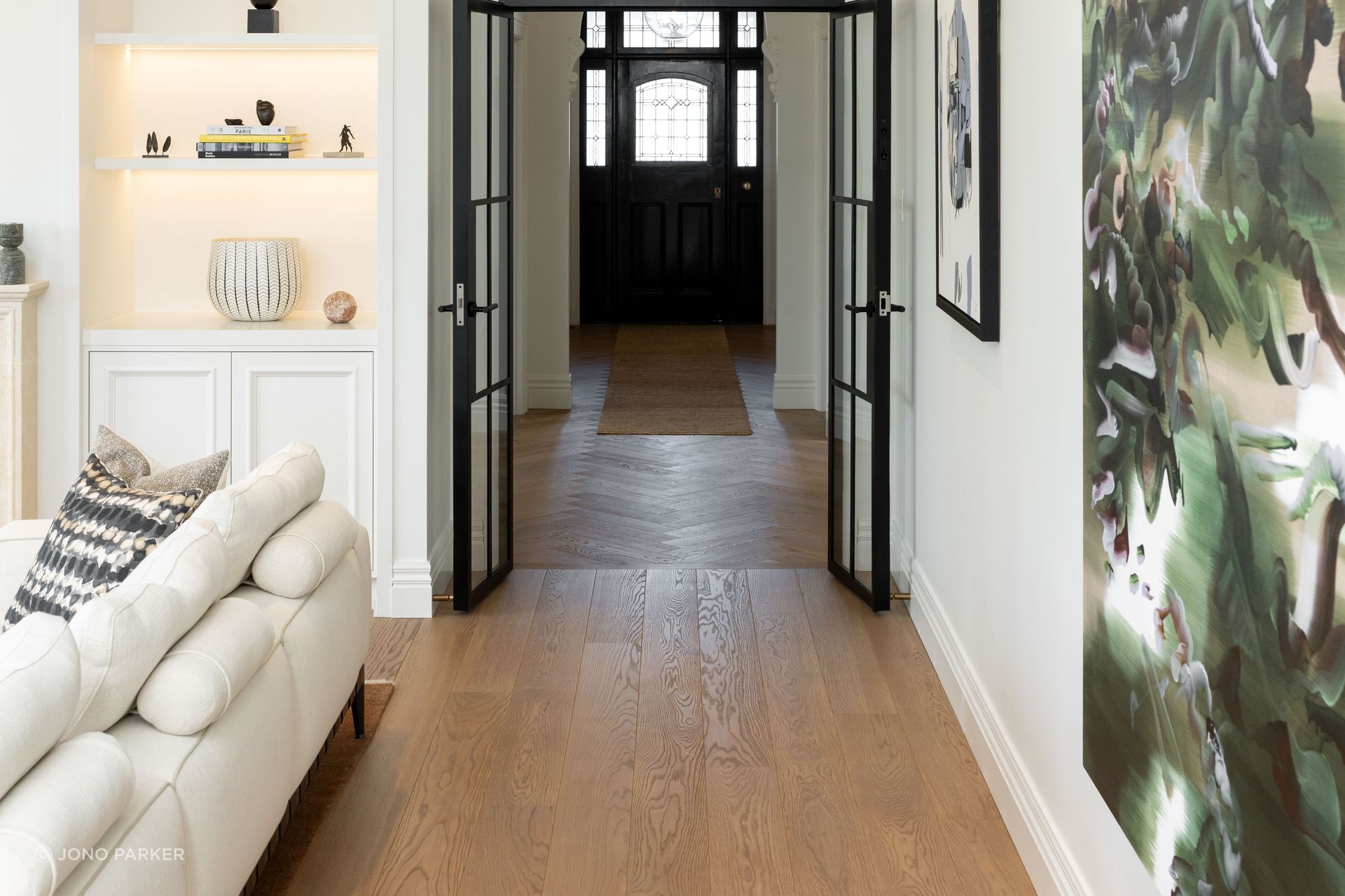 Seaview by Camilla Temple Design | Mudbrick EcoSystem - VidaPlank + Parquet