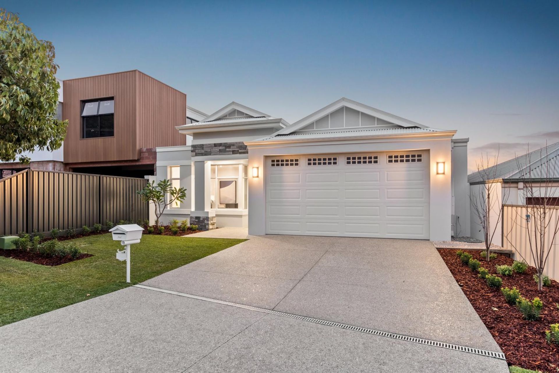 5 Benefits of Installing a Sectional Garage Door for Your Home