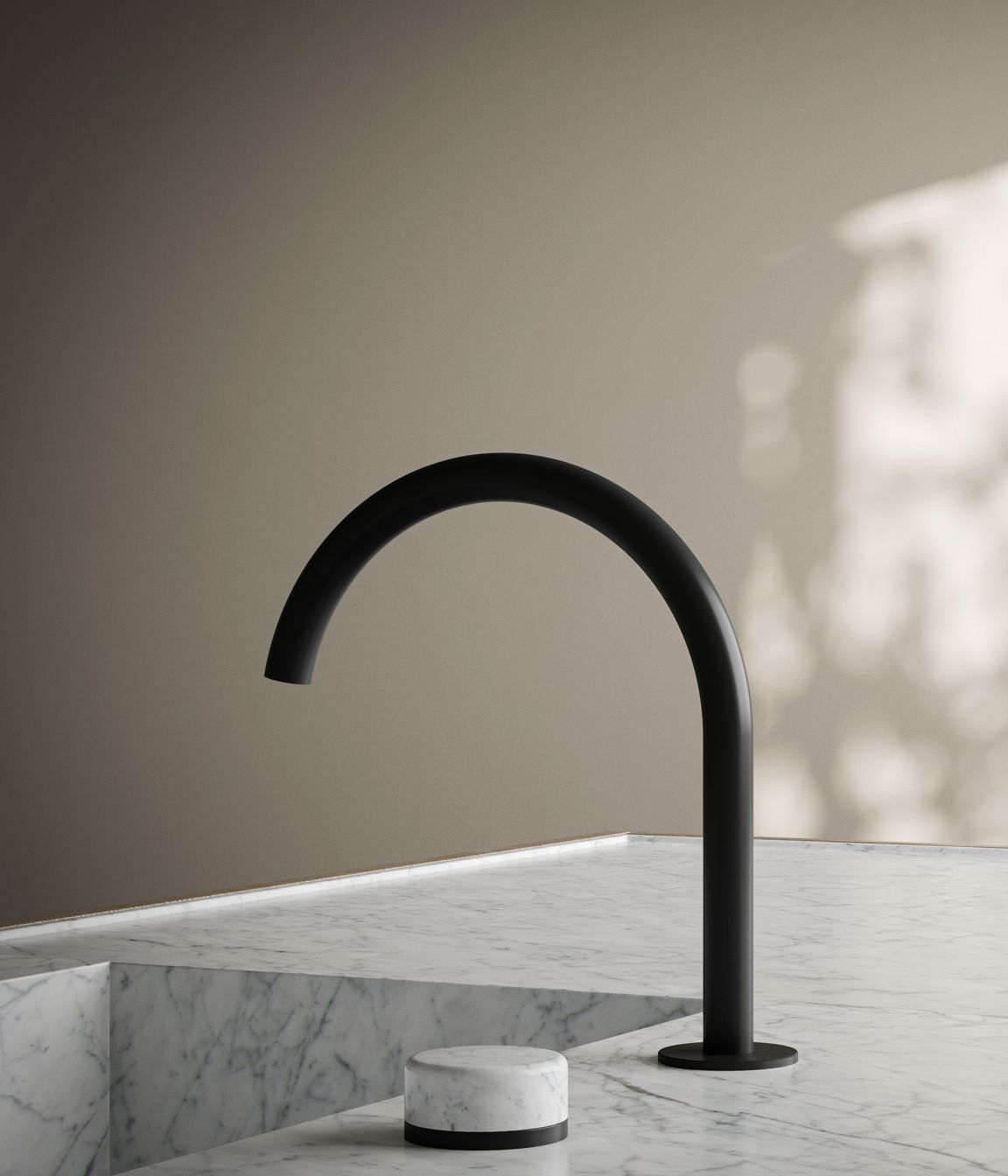 Serenity-Arc-Spout-With-Carrara-Handle-Matte-Black.jpg
