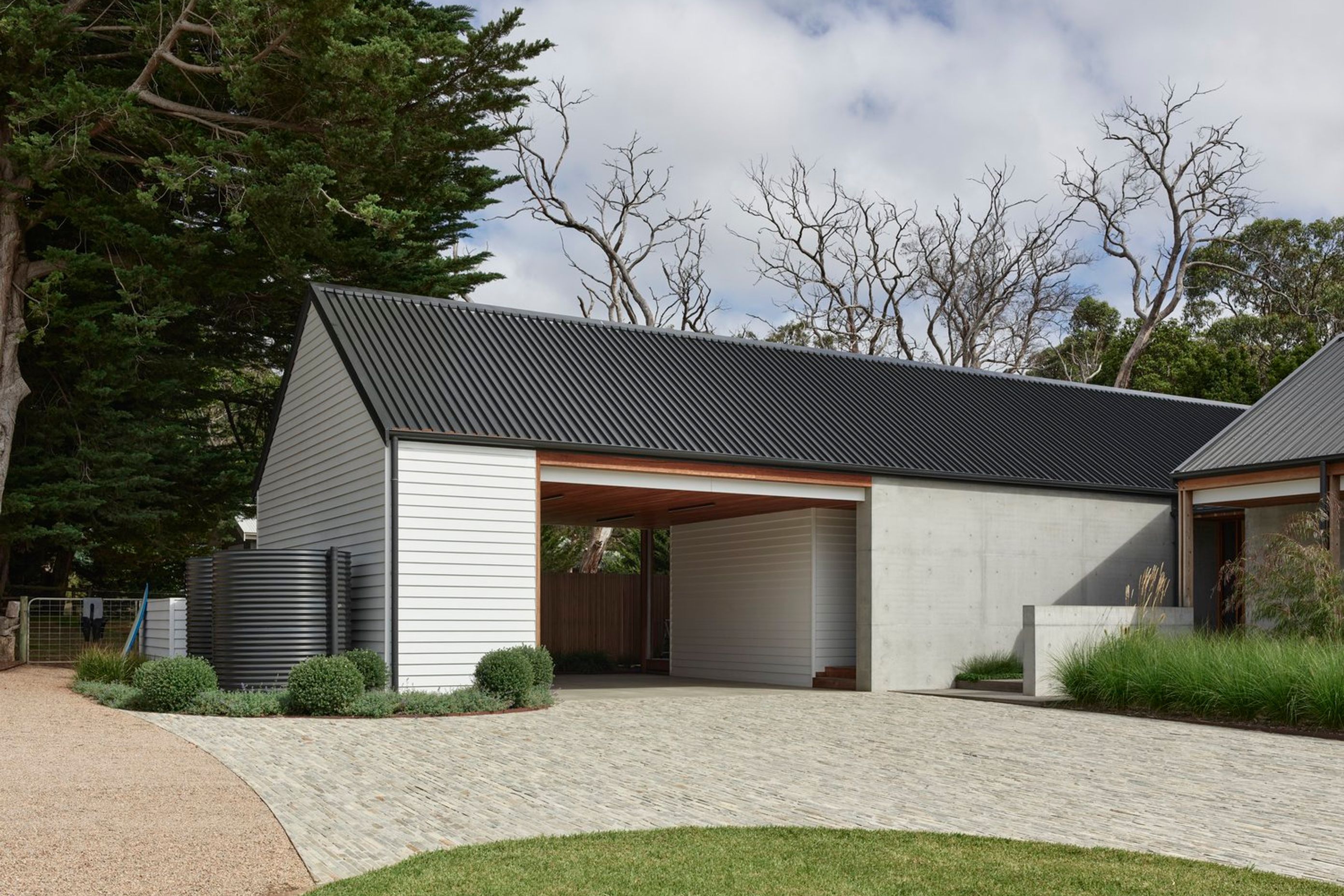 Honeysuckle House Shoreham by Planned Living Architects | Photography by Derek Swalwell