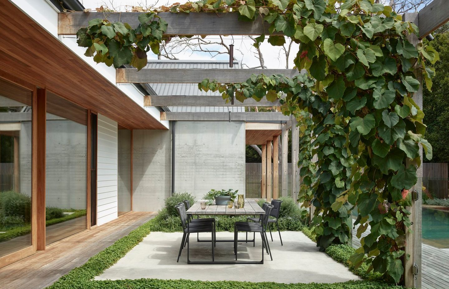 Honeysuckle House Shoreham by Planned Living Architects | Photography by Derek Swalwell