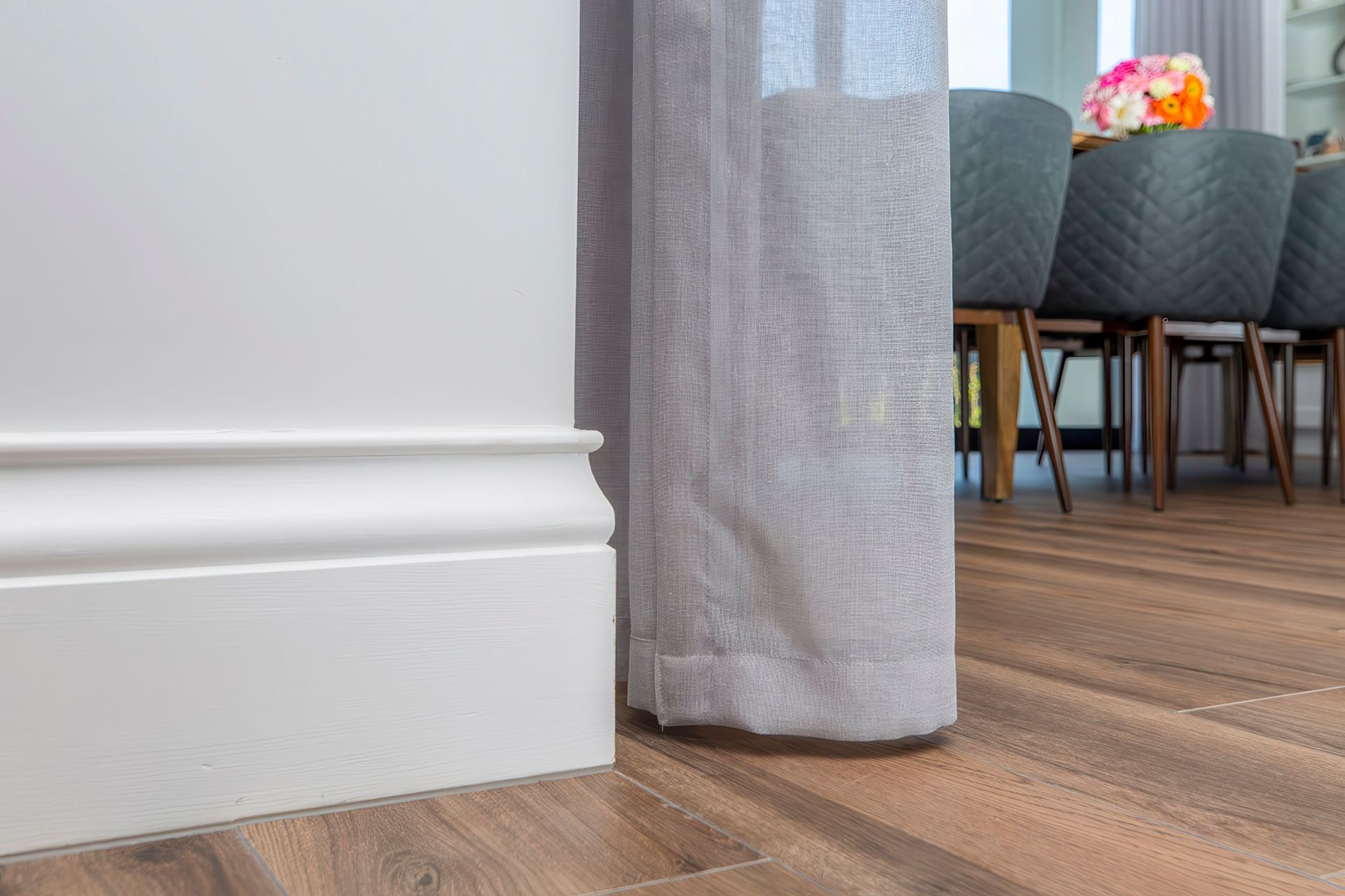 Skirting-Living-Room-CloseupLRes-gigapixel-low-resolution-v2-2x.jpeg