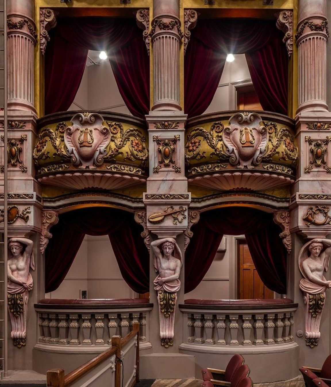 StJamesTheatre05.jpg