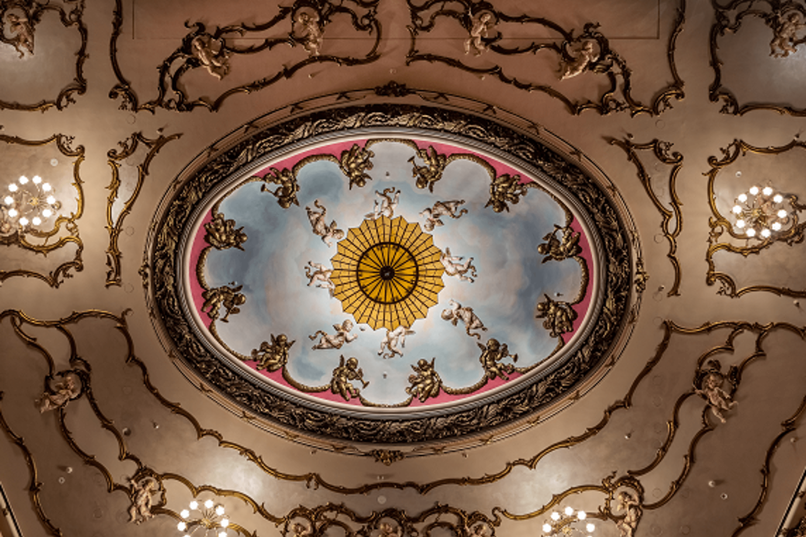 StJamesTheatre08.png