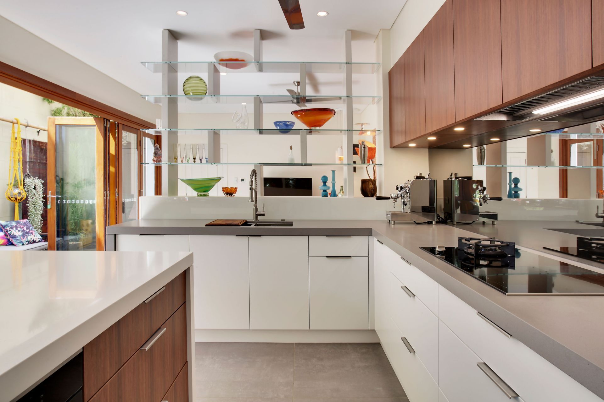 Stanmore Kitchen by Dan Kitchens | Photography by Paul Worsely