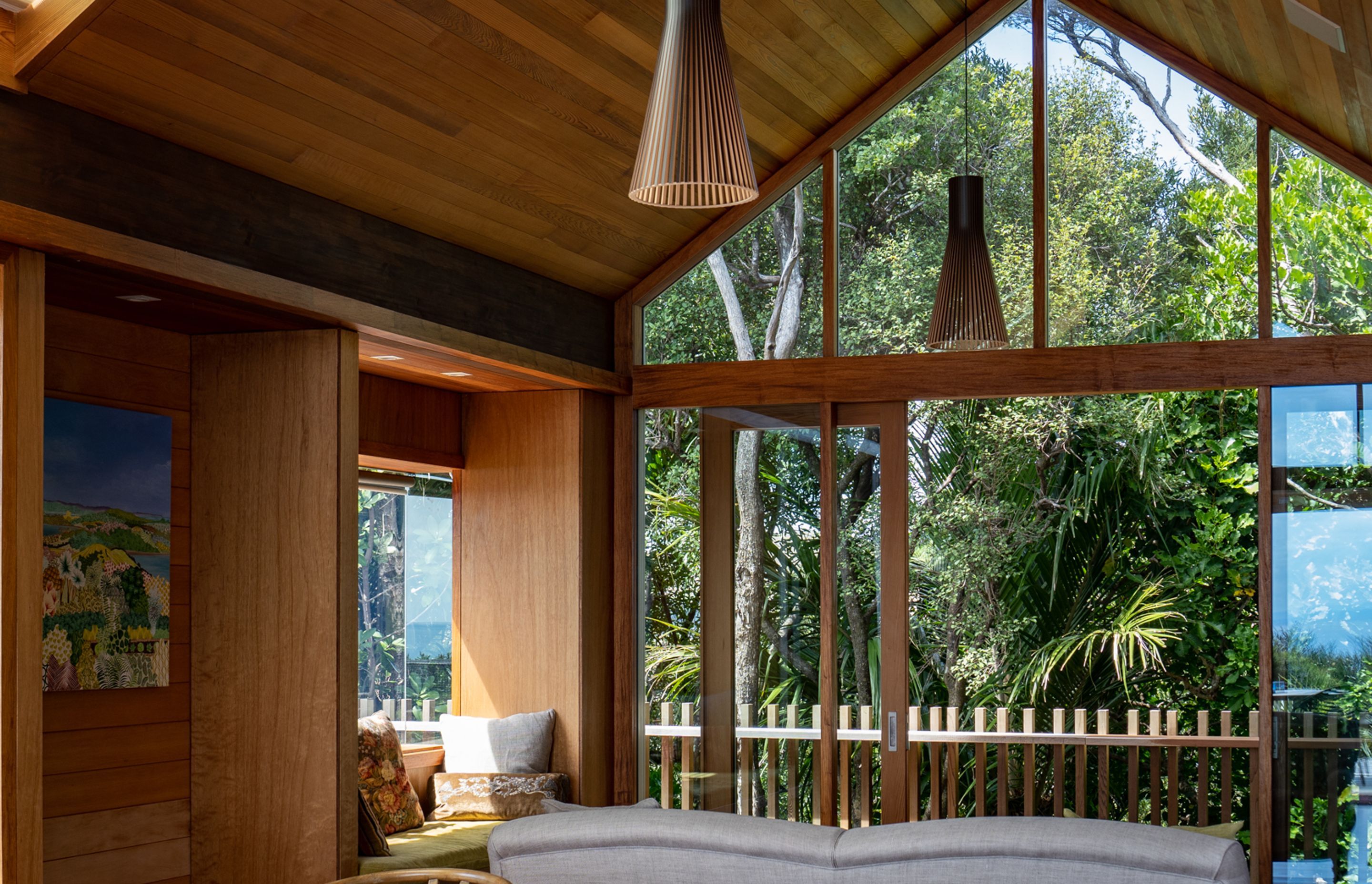 The Treehouse, Waiheke Island by Charissa Snijders Architects. Image: Peter Rees Photography; Bridget Hackshaw.